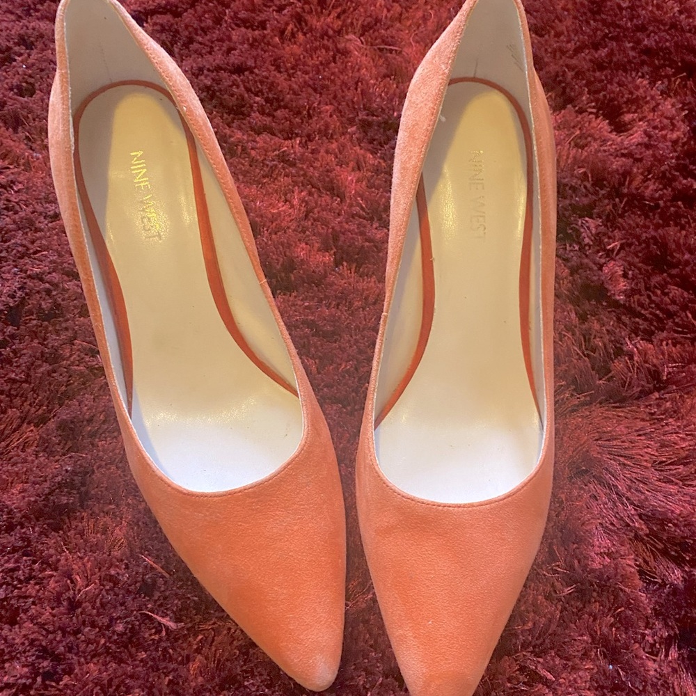 Arlene Pointy Toe Pumps
